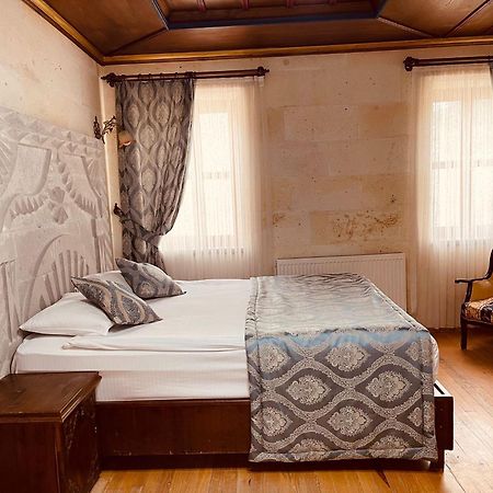 Cappadocia Empire Cave Hotel Goreme Exterior photo