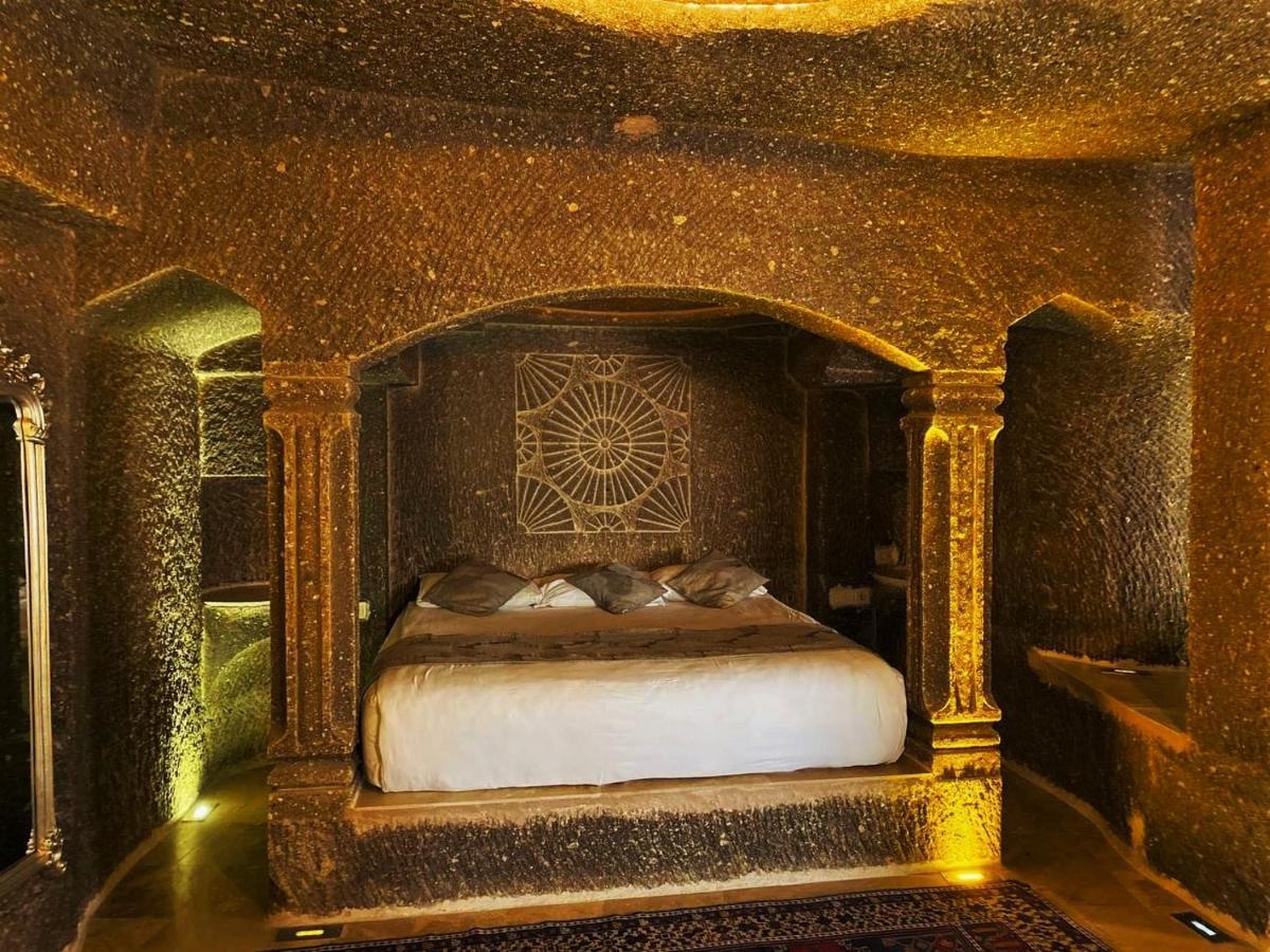 Cappadocia Empire Cave Hotel Goreme Exterior photo