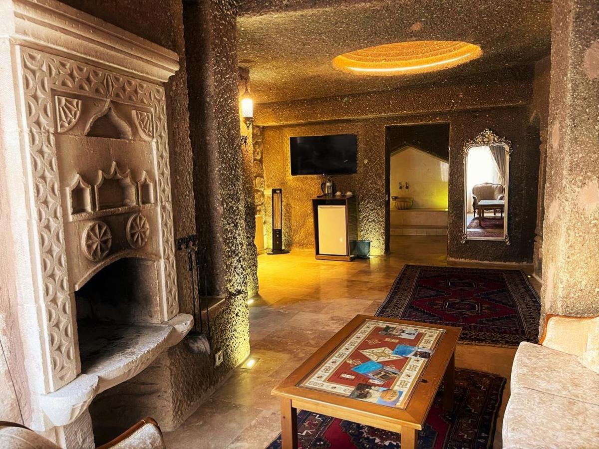 Cappadocia Empire Cave Hotel Goreme Exterior photo